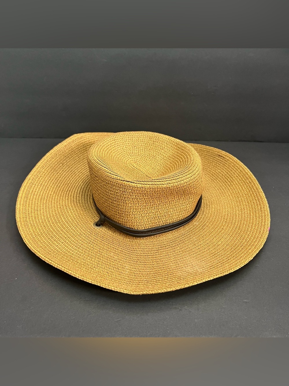 Sloggers Sun Hat ~ Medium 57cm (22.5")~ Paper Straw~ Wide Brim~
Strap~ Beach